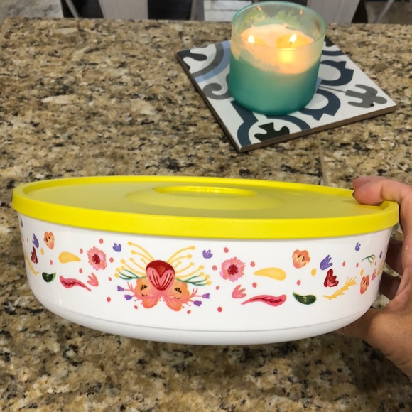 Tupperware Fanciful Floral serving bowl - Picture 2 of 6